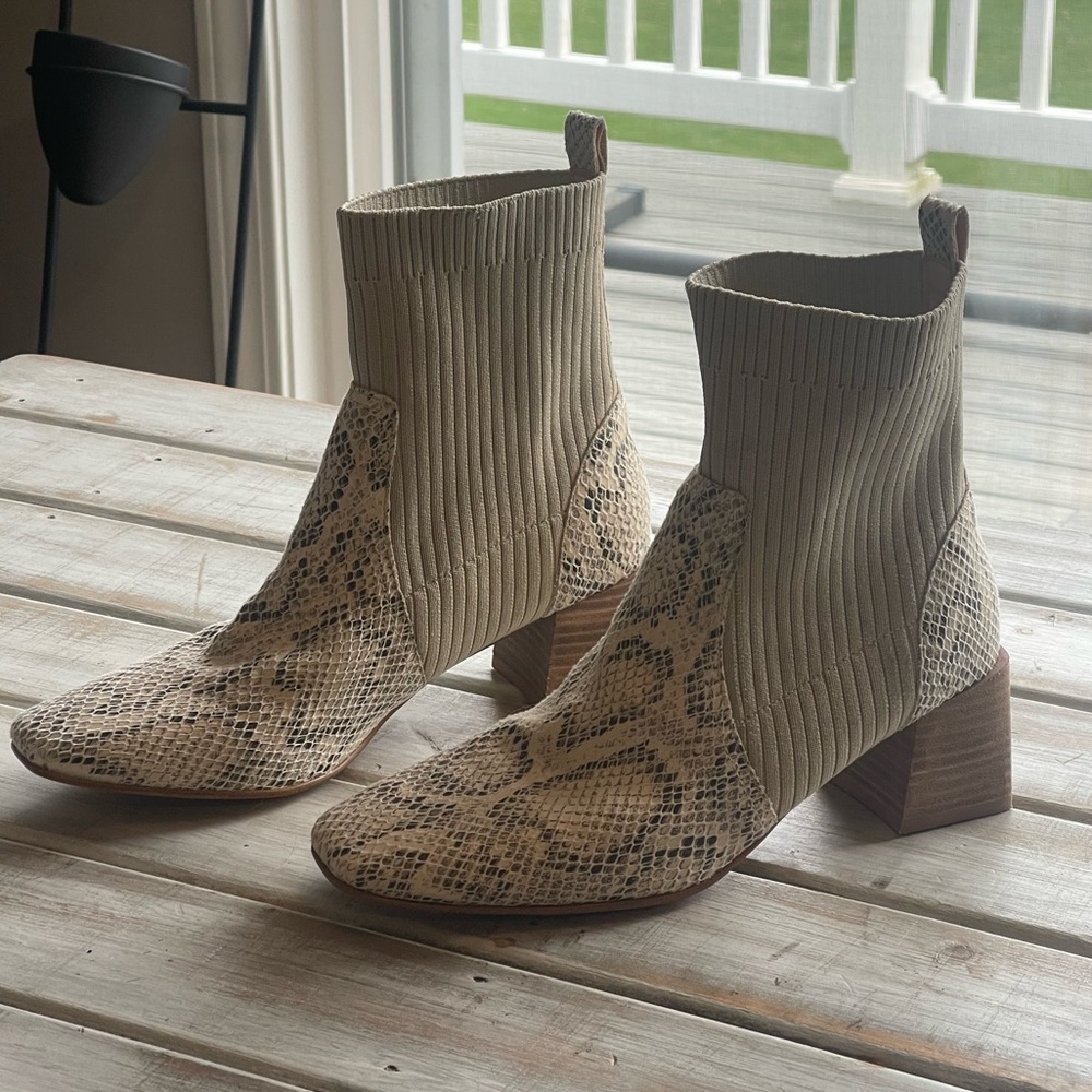 Snakeskin Booties - Picture 2 of 3